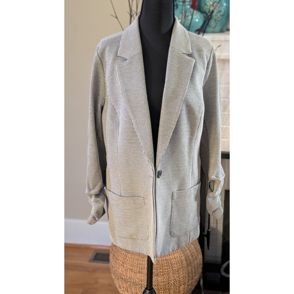 Vince Camuto Black & White Houndstooth Casual Blazer Ruched Sleeves Size 14